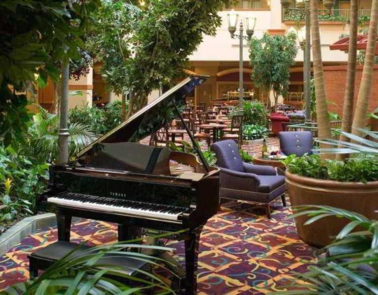Embassy Suites North Charleston Airport Hotel Convention Bagian luar foto