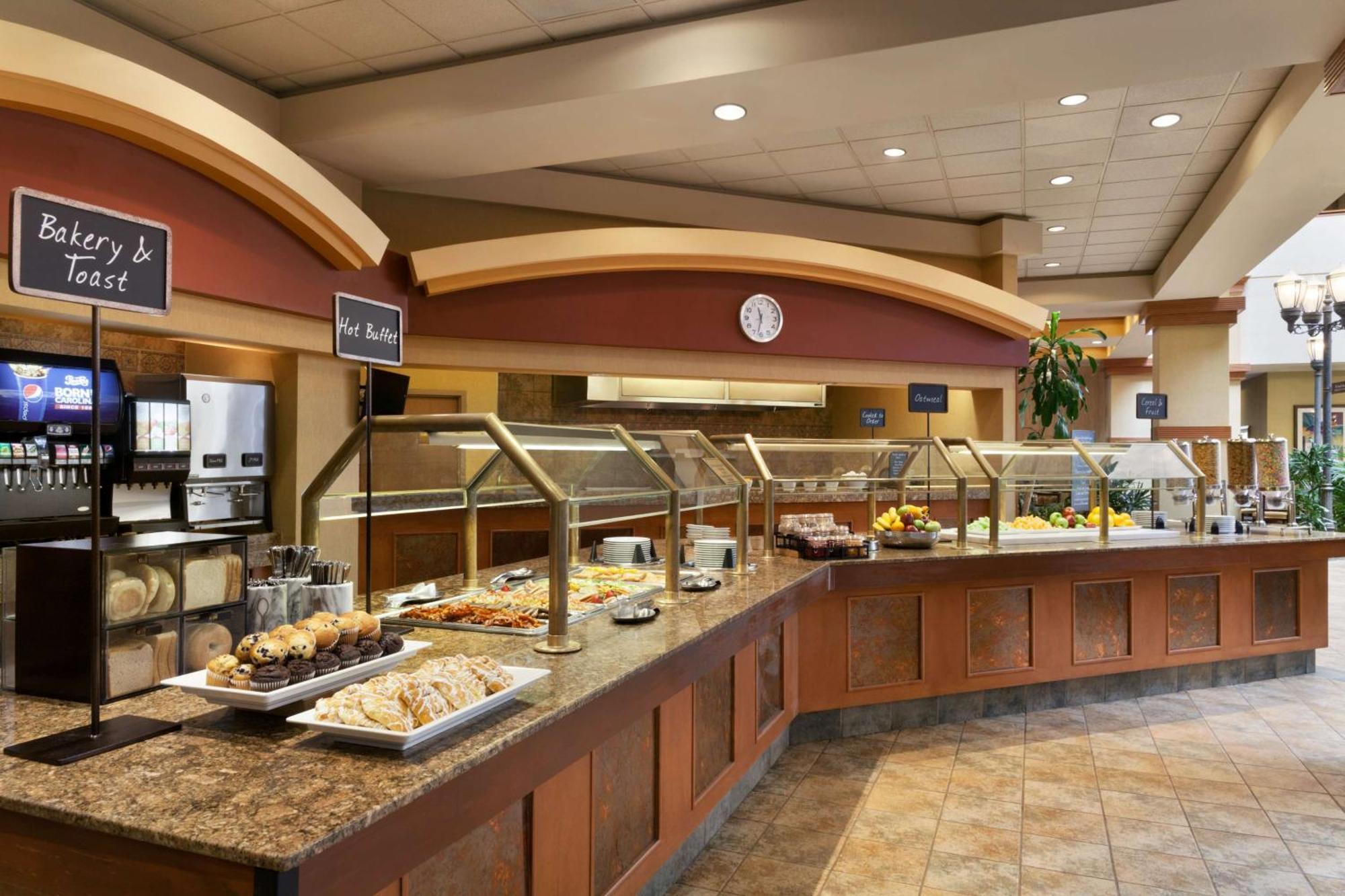 Embassy Suites North Charleston Airport Hotel Convention Bagian luar foto