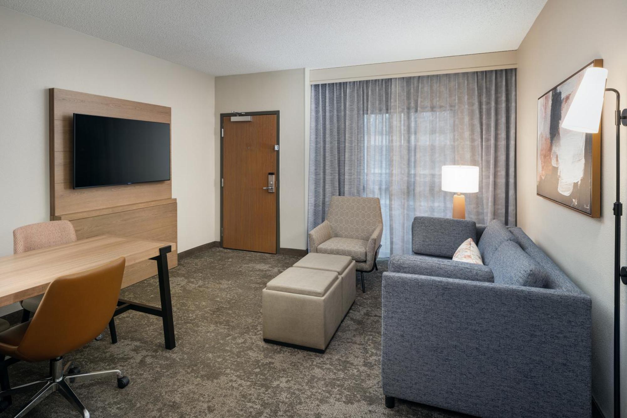 Embassy Suites North Charleston Airport Hotel Convention Bagian luar foto