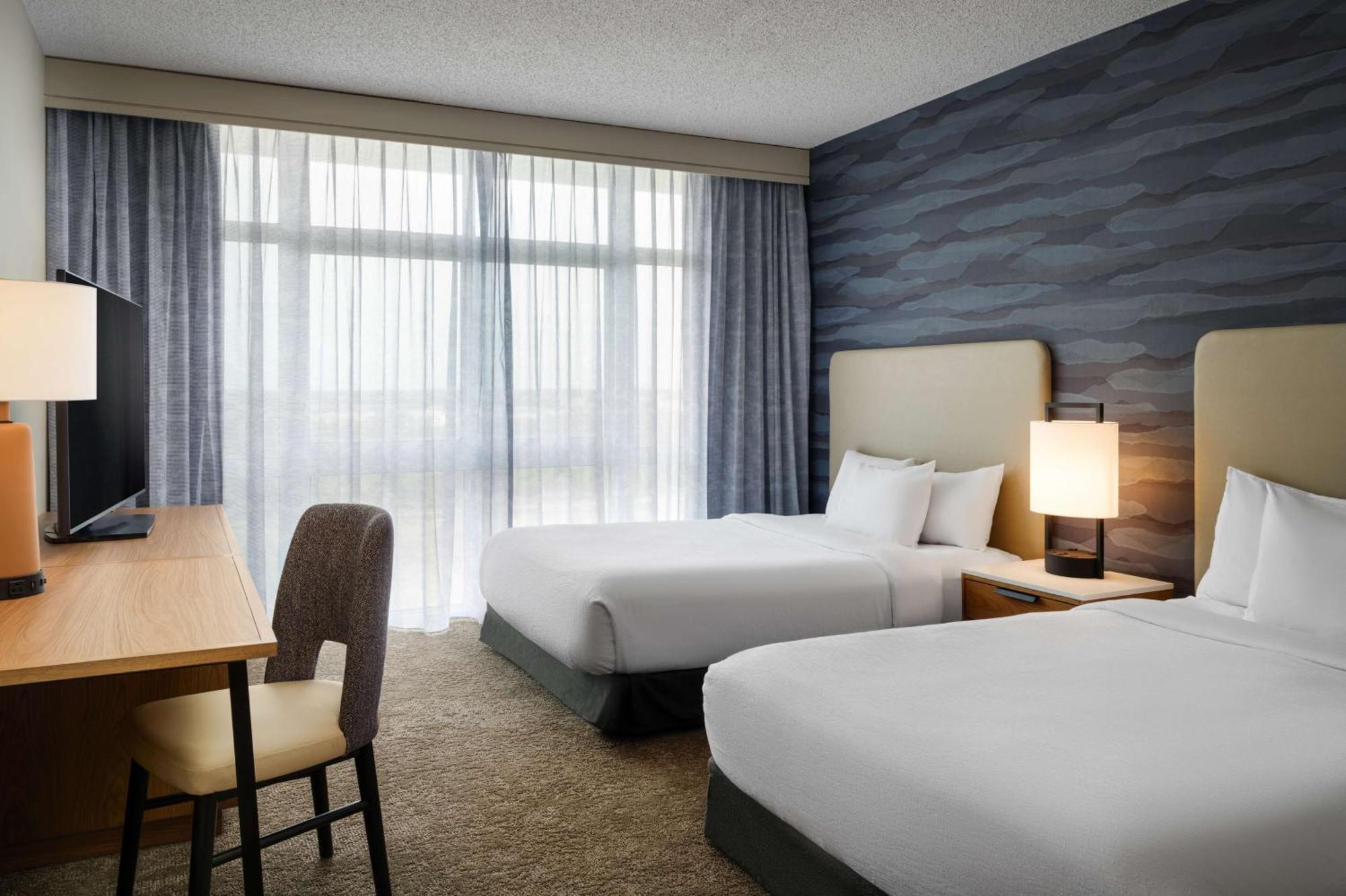Embassy Suites North Charleston Airport Hotel Convention Bagian luar foto