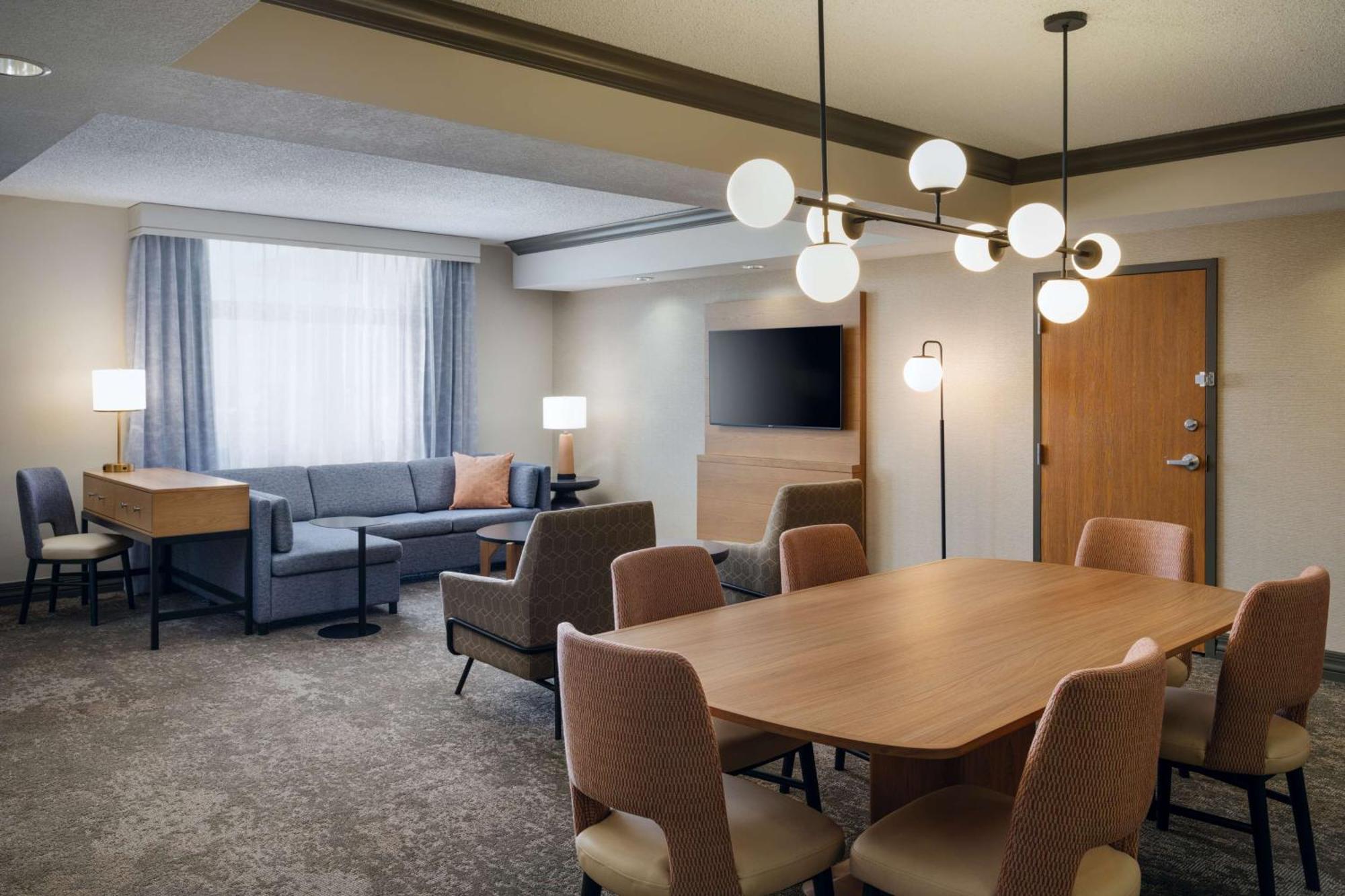 Embassy Suites North Charleston Airport Hotel Convention Bagian luar foto